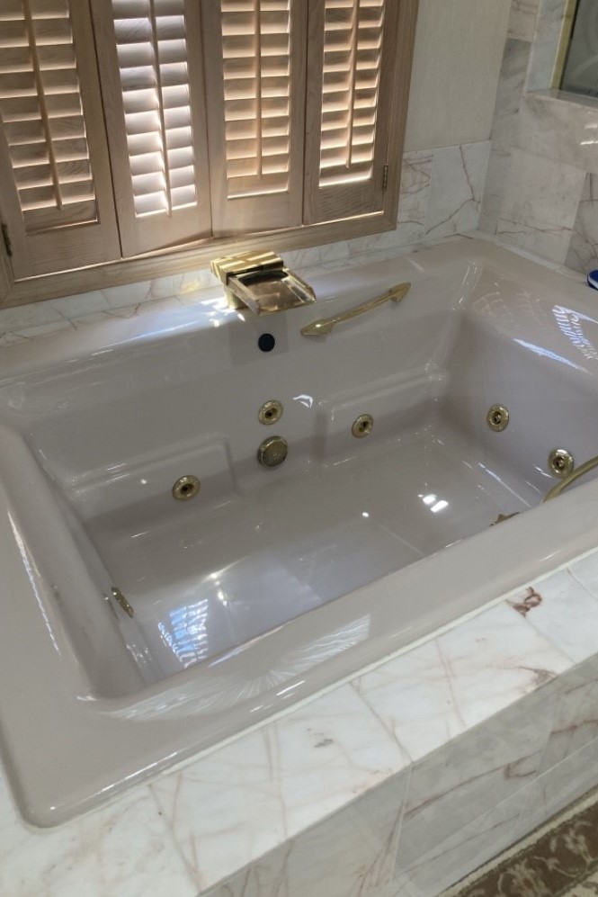bathtub